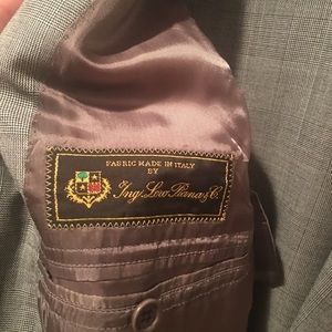 Brooks Brothers Italian Men’s Suit